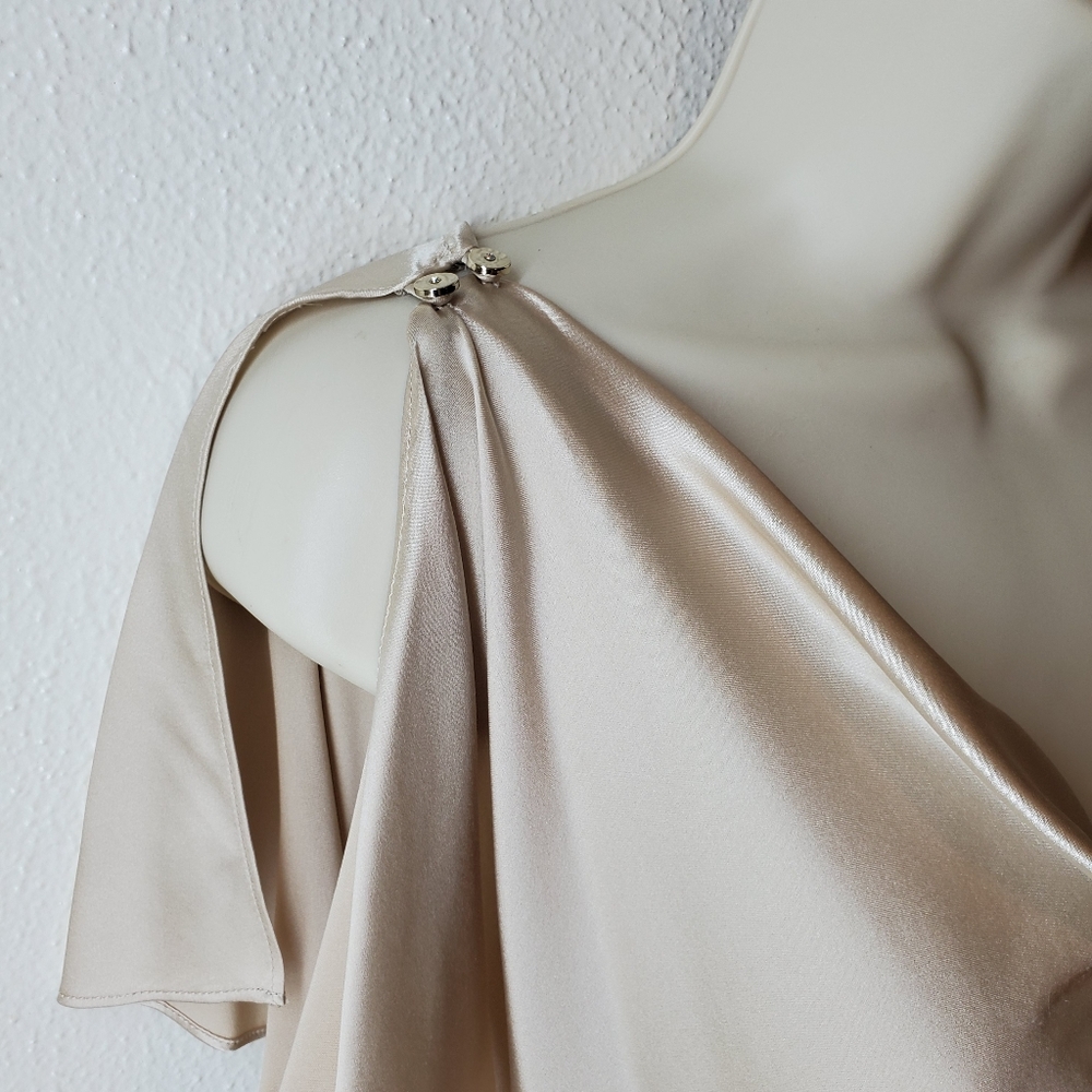 White House Black Market Silk Stretch Cream Top - Picture 2 of 7